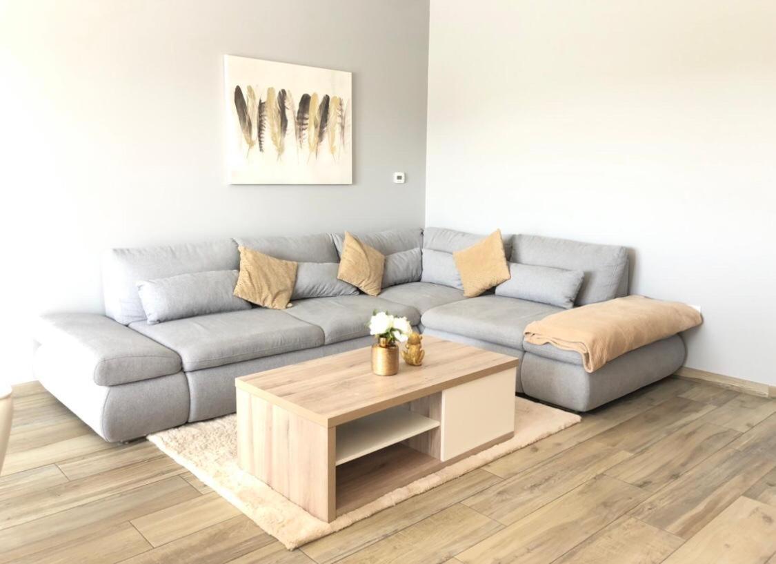Loft Evasion , Parking Gratuit , 5 Min Auxerre Appartamento Monéteau Esterno foto